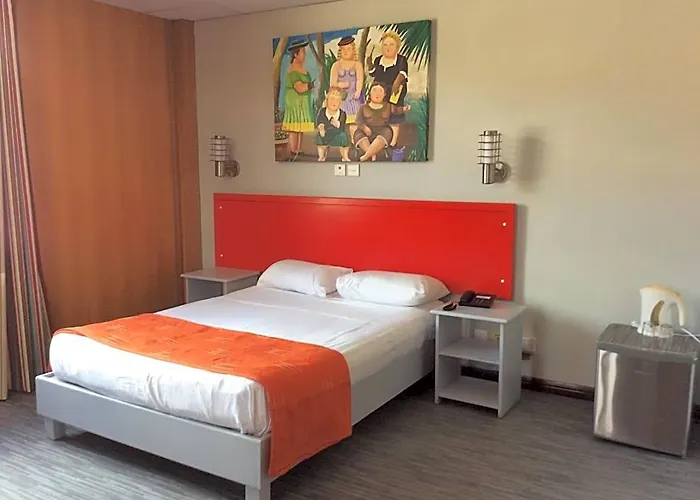 Champ De Mars B&B