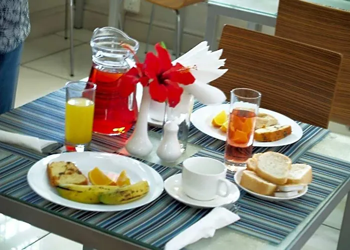 Champ De Mars B&B