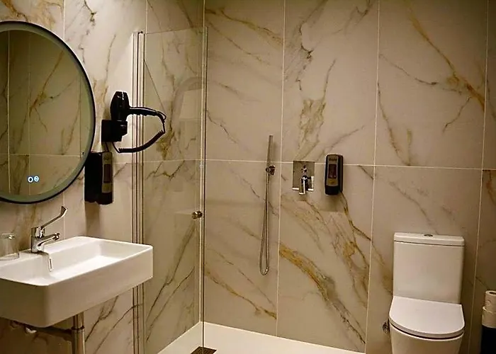 Corona De Galicia Rooms