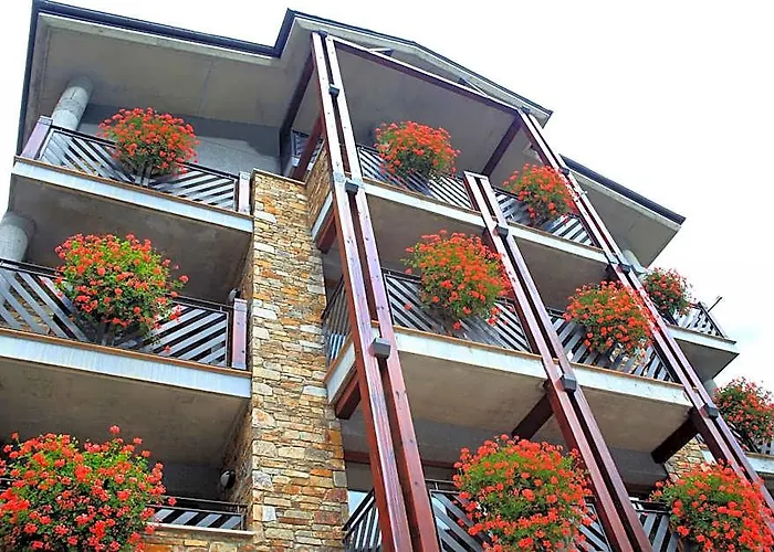 Vista Arinsal Apartments