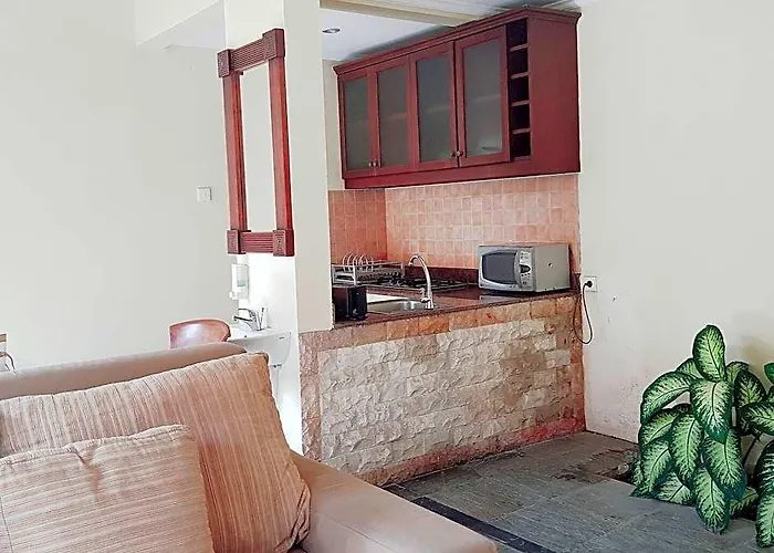 1 Broom Clasic Private Pool Villa In Seminyak