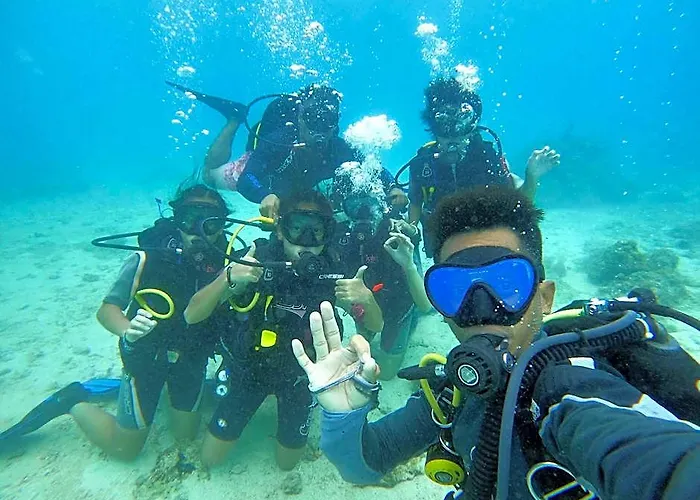 Malapascua Beach & Dive Resort