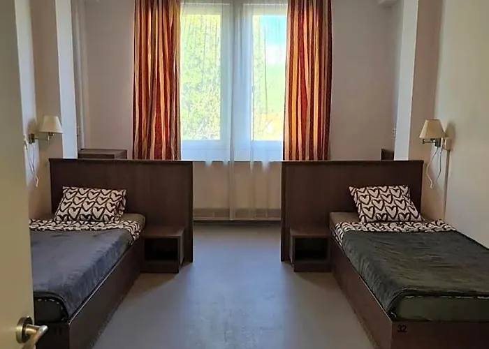 Global Hostal