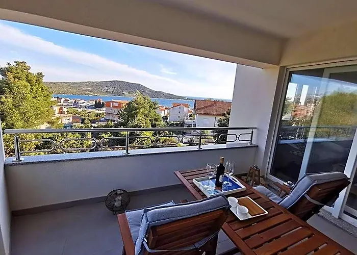 Apartment Pinia
