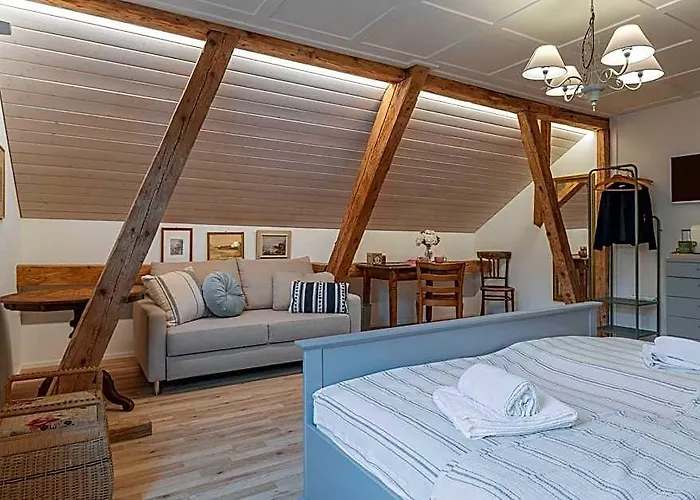 Gaestezimmer Im Dorfzentrum