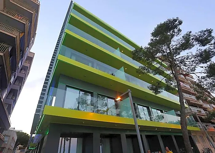 Cosmo Apartments Platja D'Aro