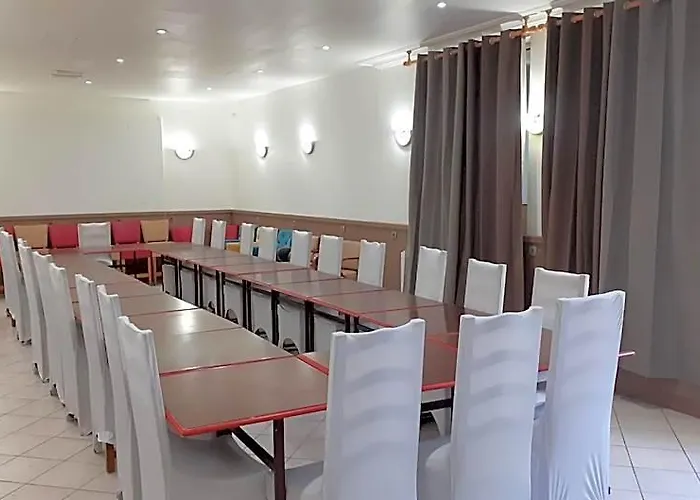 Hotel Le Saint-Louis Chateaudun