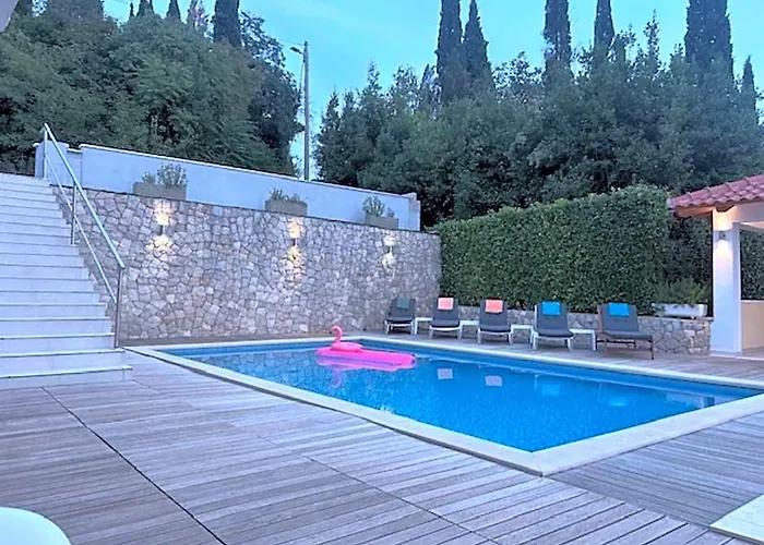 Villa Oasis Cypress
