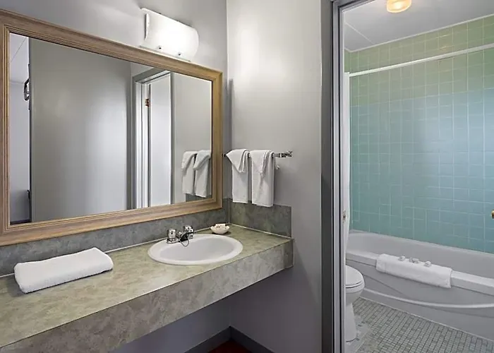 Travelodge By Wyndham Grand Falls