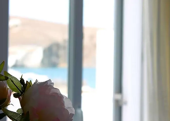 V-Rooms In Milos Cyclades