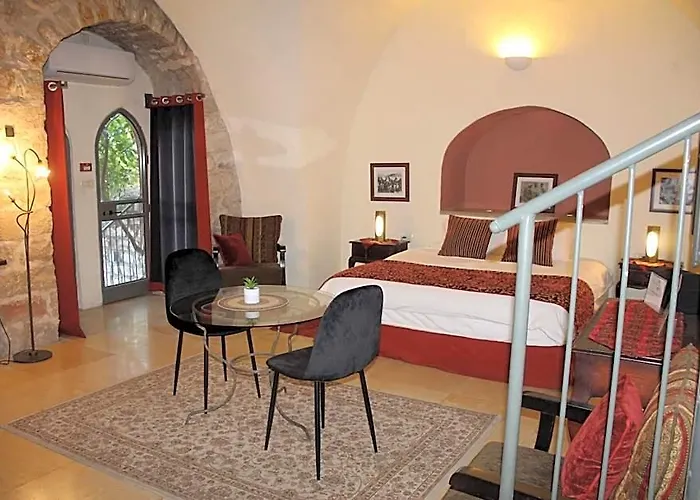 Artists' Colony Inn Zefat
