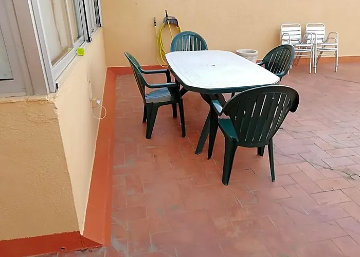 Piso Exterior Completo A 20' De Barcelona.