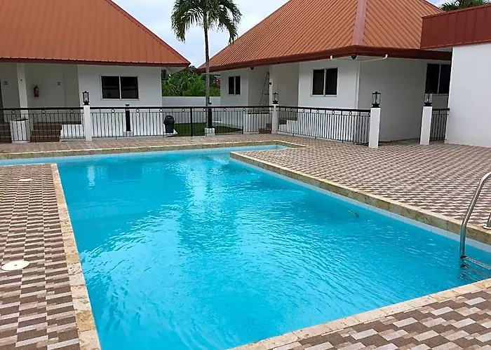 Heartland Hotel Serviced Rooms & Apartments