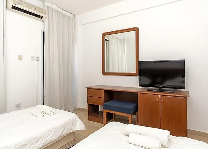 Flora Hotel Apartment