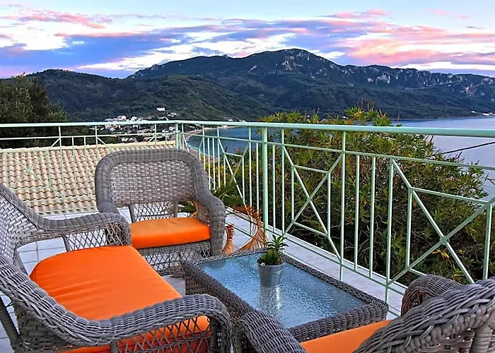 Delfini Resort