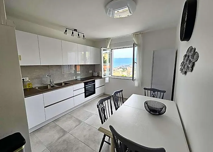 Apartment Belvedere