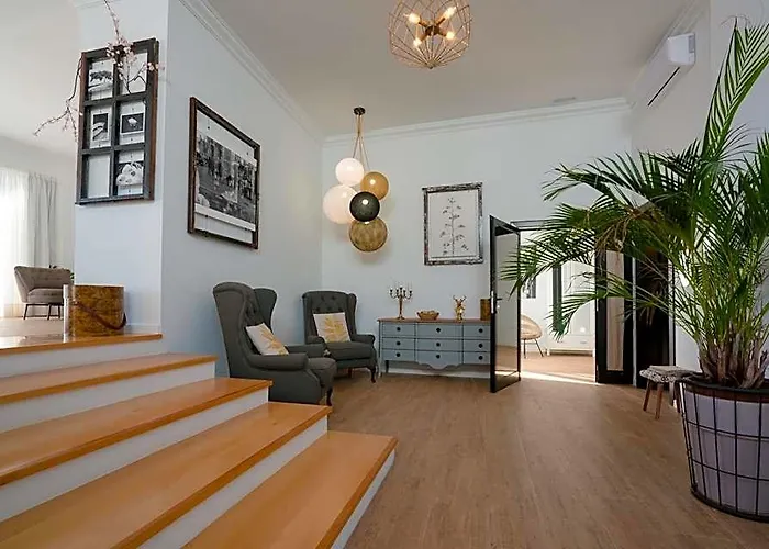 La Concha Boutique Apartments - Adults Only