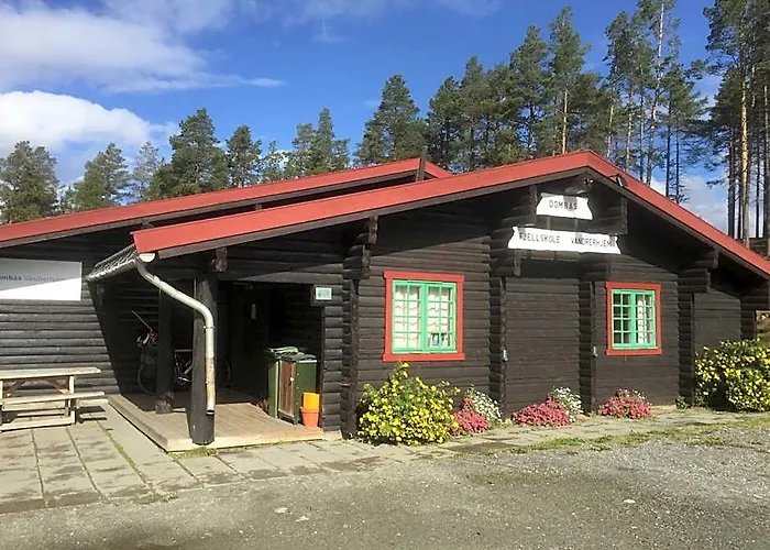 Dombas Hostel