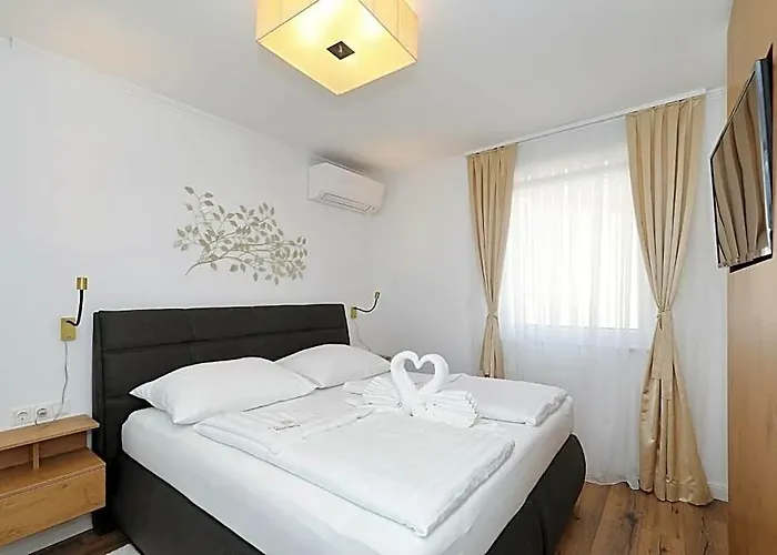 Villa Tin Apartments