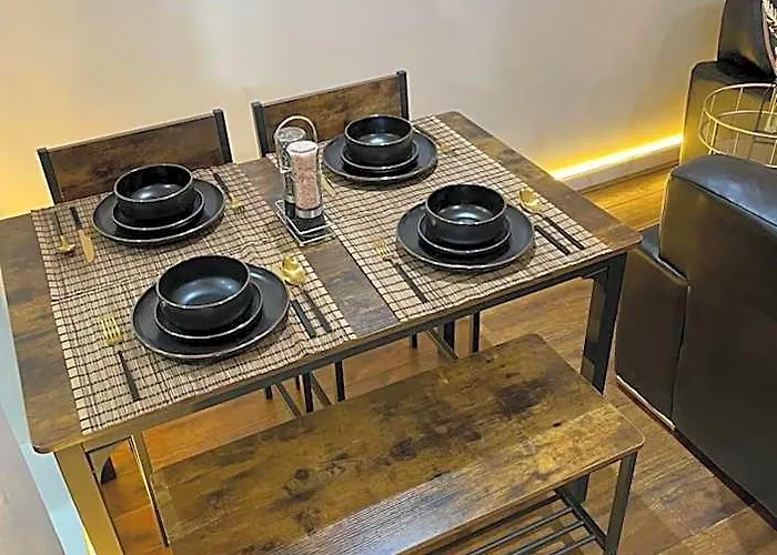 Luxury 1 Or 2 Bedroom Apartment Birmingham City Centre