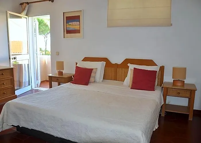 Comfortable And Well Equipped Terrace Villa With Private Pool And Air Conditioni