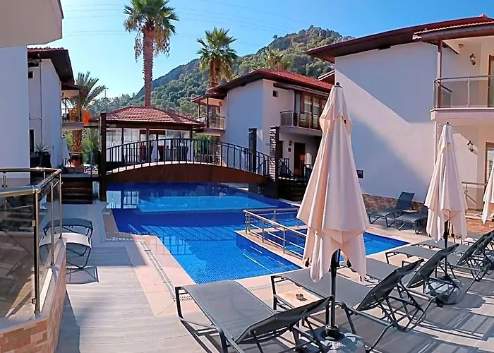 Dolphin Apart Hotel