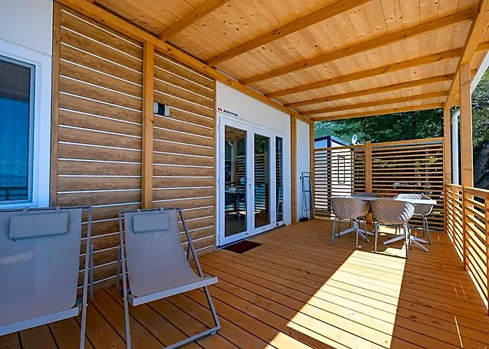 Camp Dole Zivogosce - Mobile Home And Glamping Tent