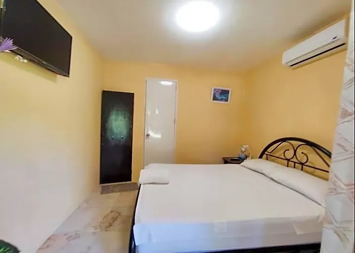 Hidaway Resort