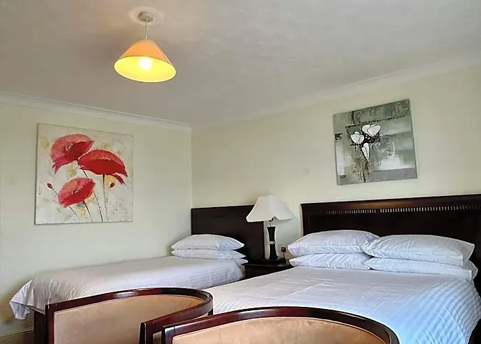 Sandringham Hotel - Seafront, Sandown, Isle Of Wight - Free Car Ferry Ticket For 3 Nts, 1-2 Nts From 109 Pounds