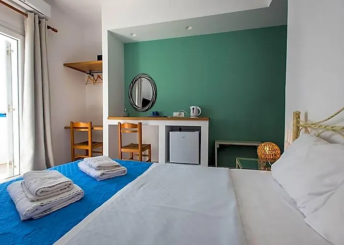 V-Rooms In Milos Cyclades
