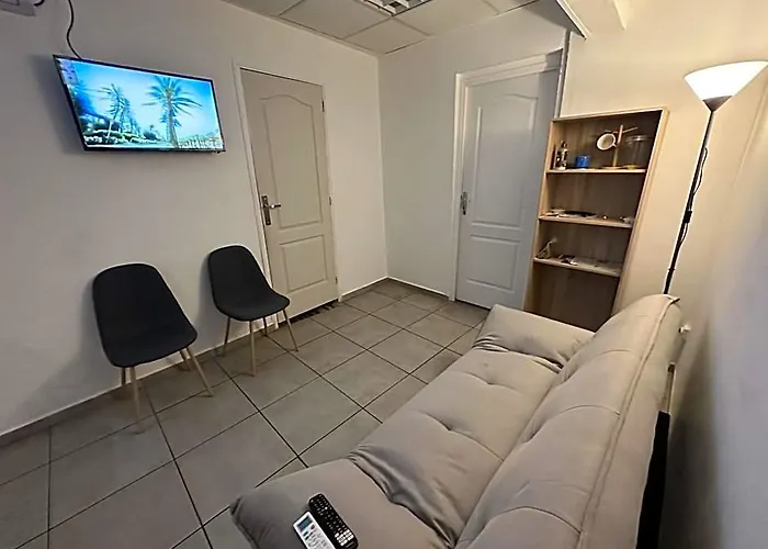Azur Hotel