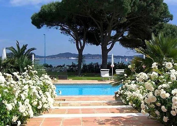 Hotel Villa Les Rosiers