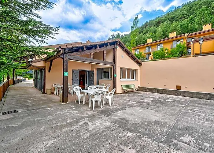 Vacanceole - Residence Les Gorges Rouges
