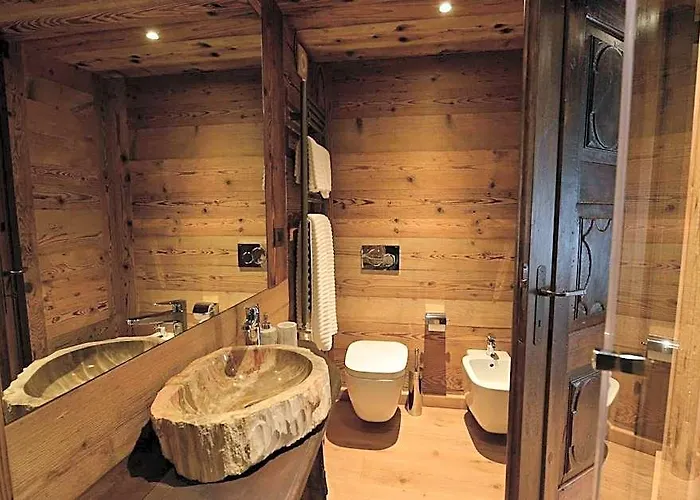 La Maison De Dolphe Chalet De Charme & Art Gallery