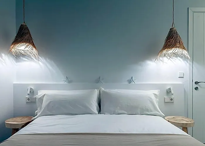 S'Enclova Petit Hotel
