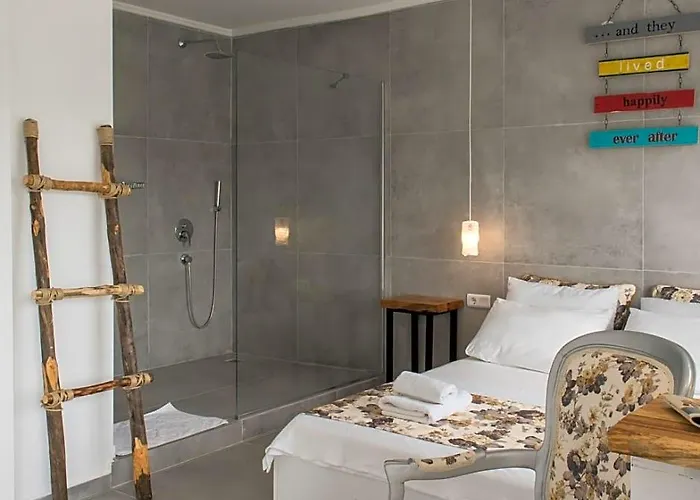Hotel Pataros