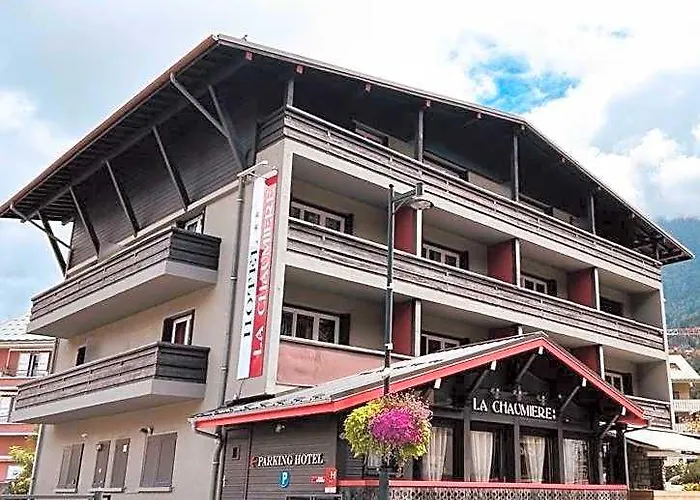 Hotel La Chaumiere Garage Moto Gratuit A 150 M De La Gare Sncf Et Tmb