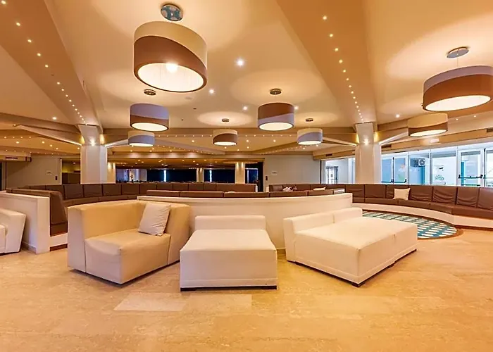 Hotel Baia Di Conte Club & Resort