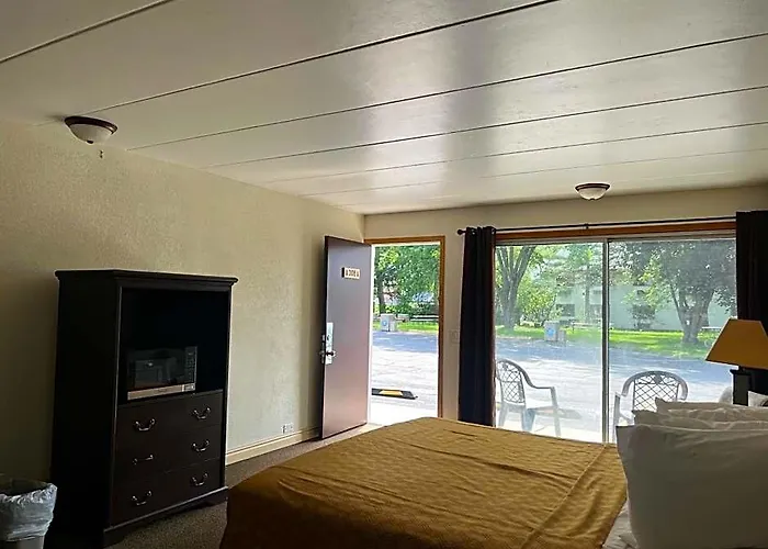 Amber'S Inn And Suites