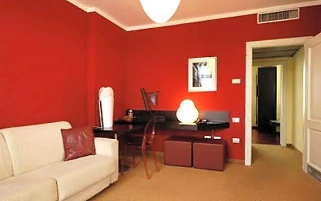 Nine Hotel