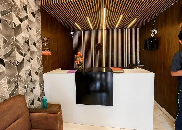 Goroomgo Sai Sandpiper: Beachfront Retreat Near Puri Temple