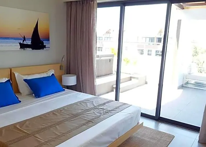Choisy Les Bains Apartments With Lagoon Pool By Lov Mauritius