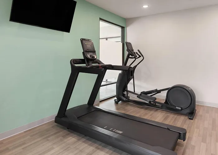 Echo Suites Extended Stay By Wyndham Houston Pasadena Fwy Pl
