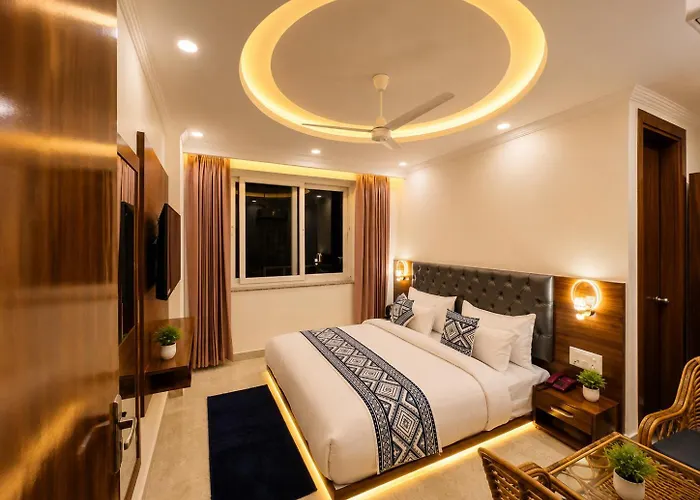 Sitara Premium Gangotri Palace, 1Km Distance From New Glass Bridge - Tapovan #Privateparking