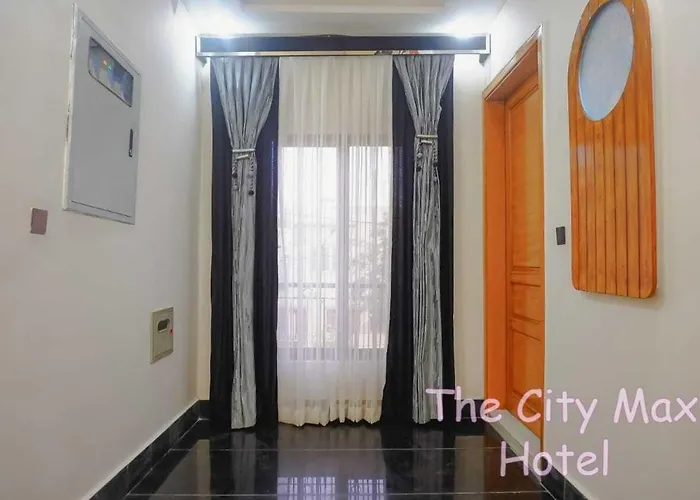 The City Max Hotel