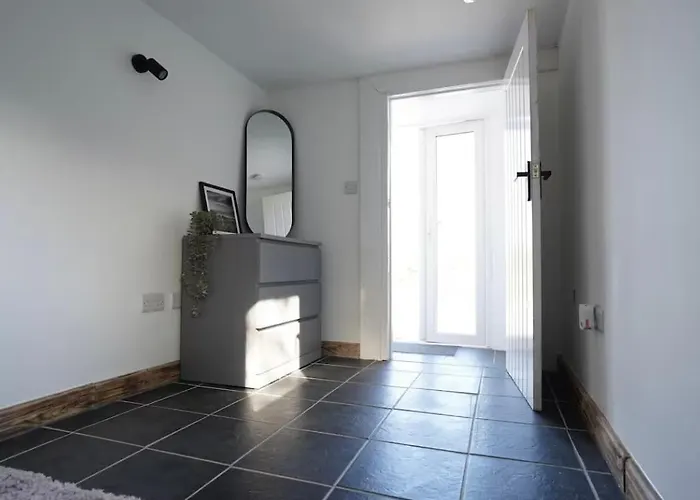 Double Room Container