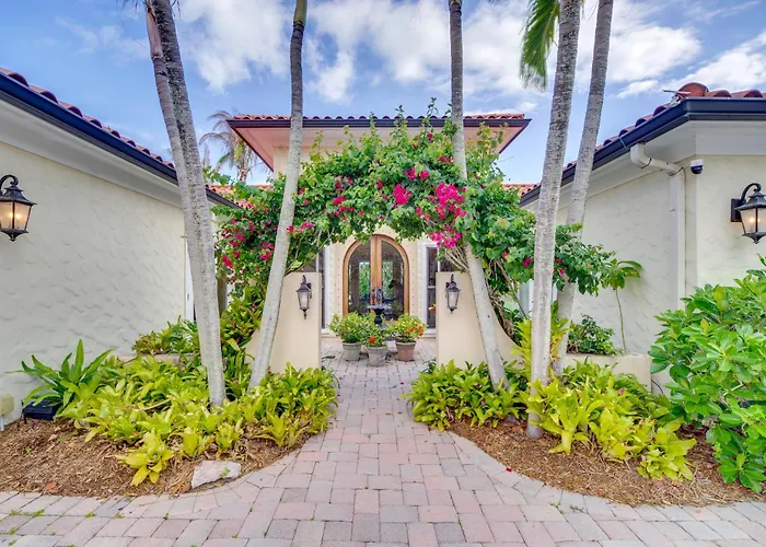 Endless Beach Days! Luxe Vero Beach Home W/ Pool