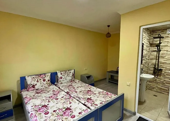 Guesthouse Flora Anaklia