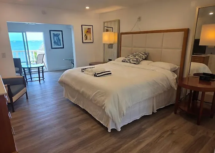 Sunset Suites