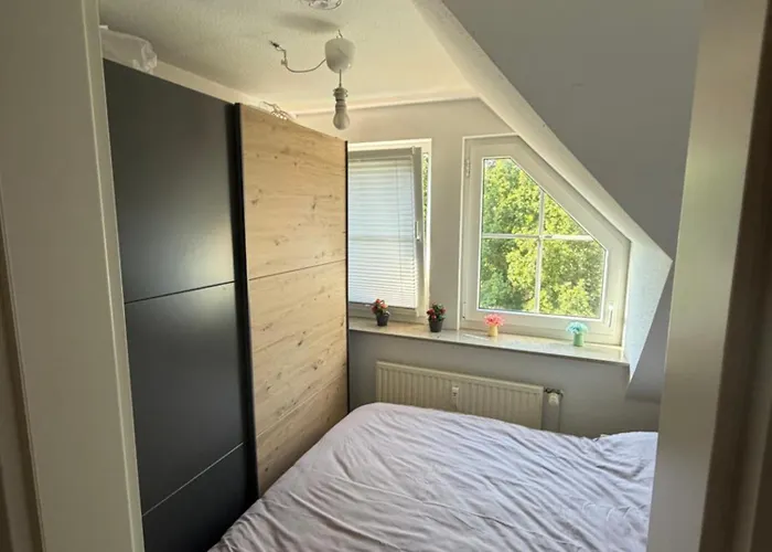 Modernes Gemuetliches Studio Zimmer